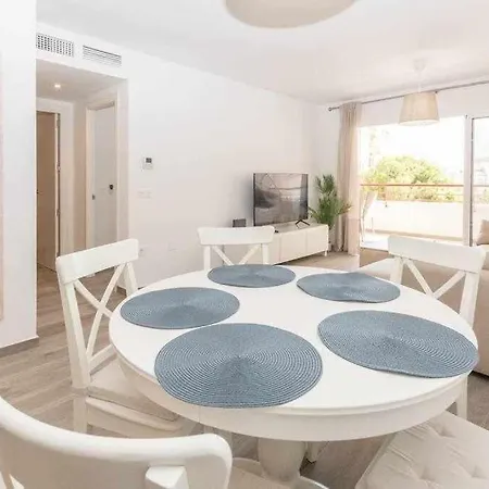 Miramar Junto Al Recinto Ferial De 아파트
